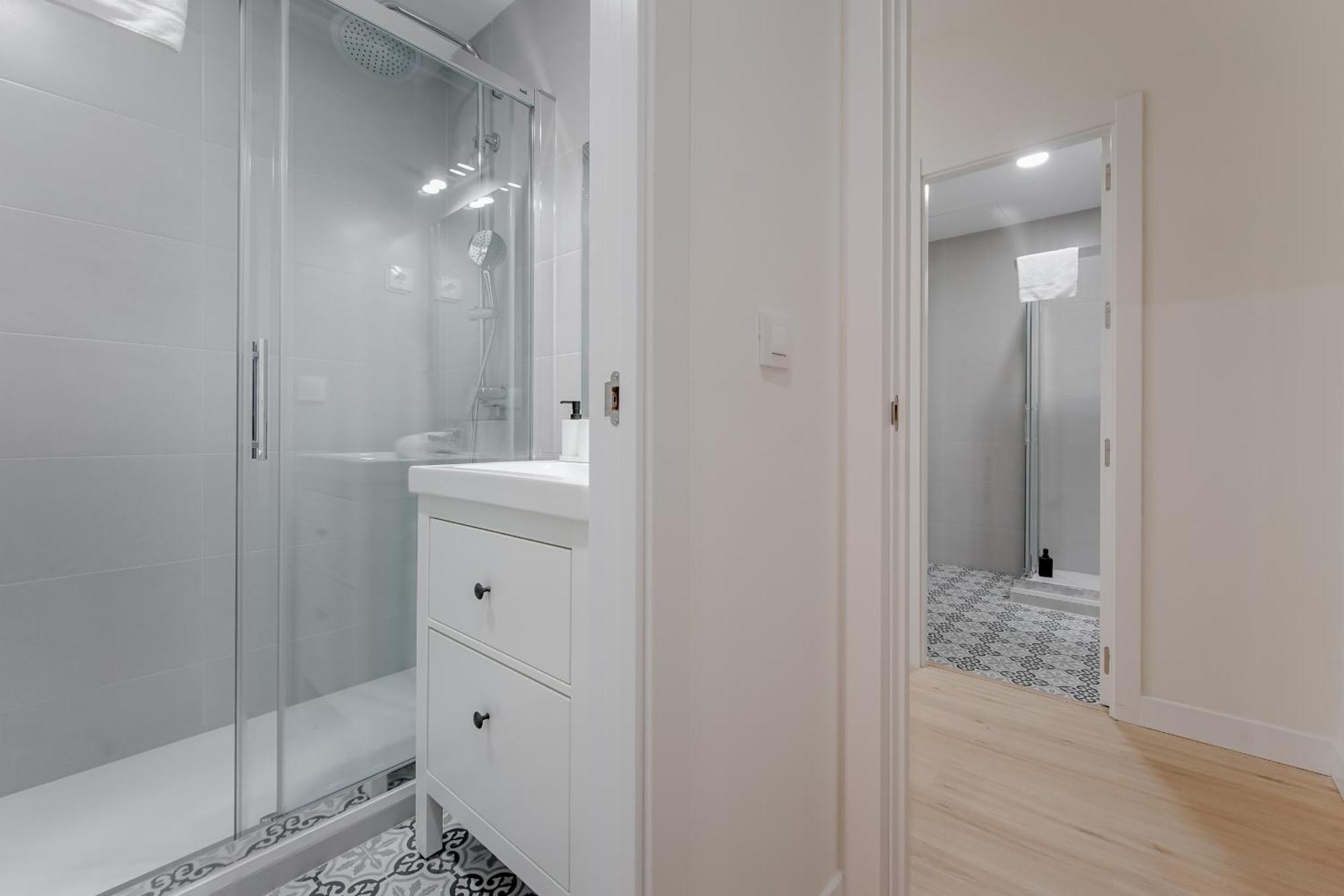 Modern Apt Para 6Pax En La Plaza De Tirso-Centro E1 มาดริด ภายนอก รูปภาพ